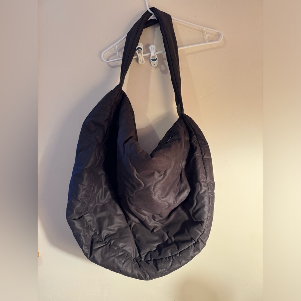 Ixos Oversized Puffer Bag